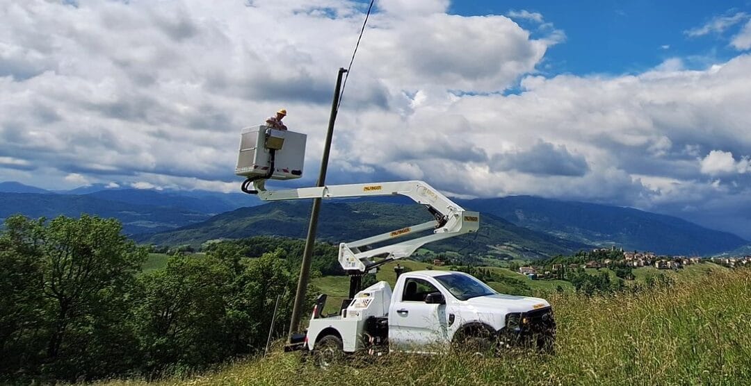 Jual Mobil Skylift dengan Harga Paling Murah